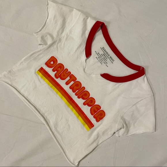 Retro Daytripper Electric West T-Shirt - Picture 3 of 3